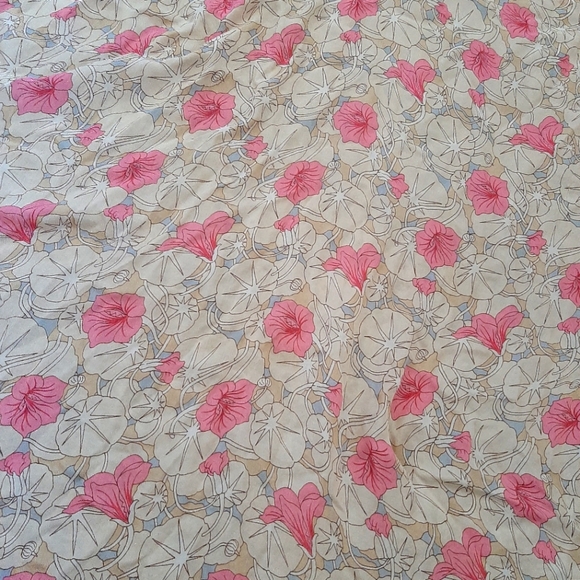 Vintage Silk Floral Scarf - Made in Japan - Picture 4 of 6